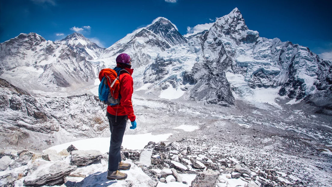 Des scientifiques découvrent une richesse biologique inattendue sur l’Everest
