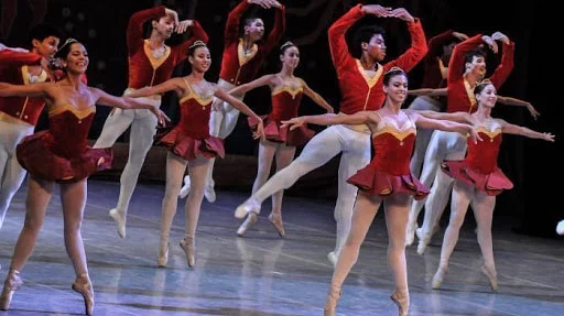 Ballet Nacional de Cuba alista primeras funciones en 2022