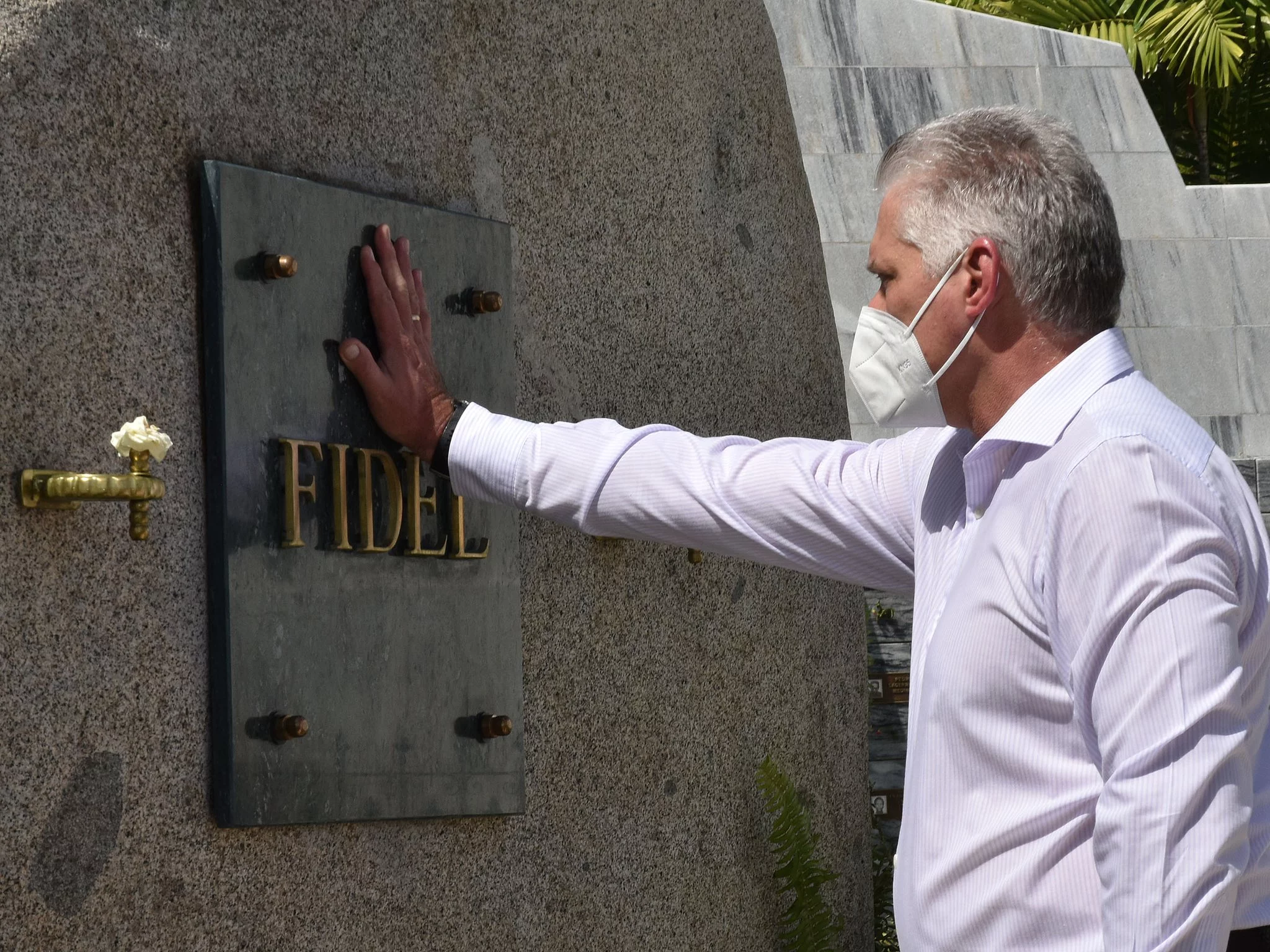 Rinde tributo Díaz-Canel a los fundadores de la Patria (+ Fotos)