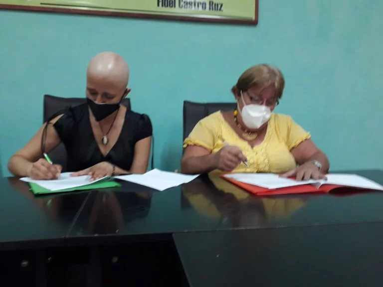 Sindicalistas de Cuba y Colombia rubrican convenio de trabajo conjunto