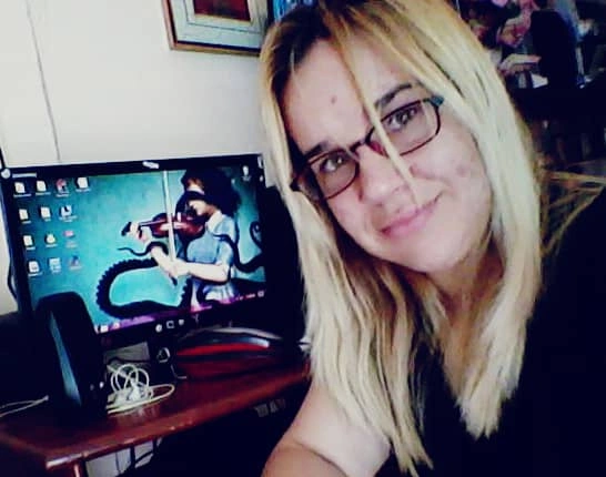 Yadira Troche Nerey sana almas desde la literatura (+ Post)