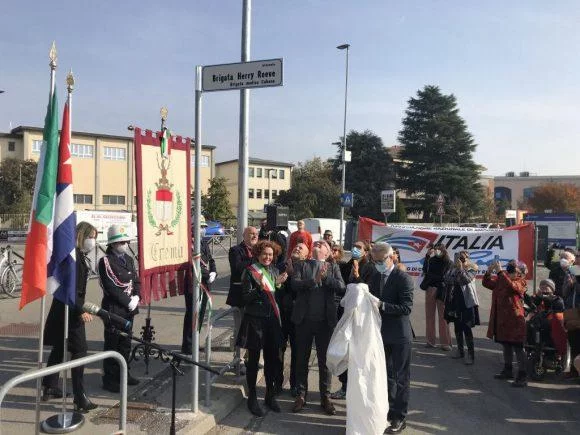 Resalta Díaz-Canel creación en Italia de plaza dedicada a la Brigada Henry Reeve