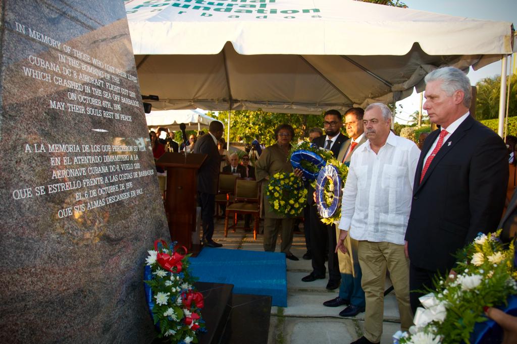 Presidente cubano rinde tributo a víctimas del sabotaje al avión en Barbados (+ Fotos)