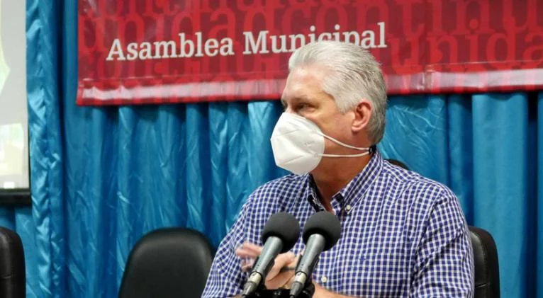 Aboga Díaz-Canel por mayor transparencia y participación en la gestión del presupuesto