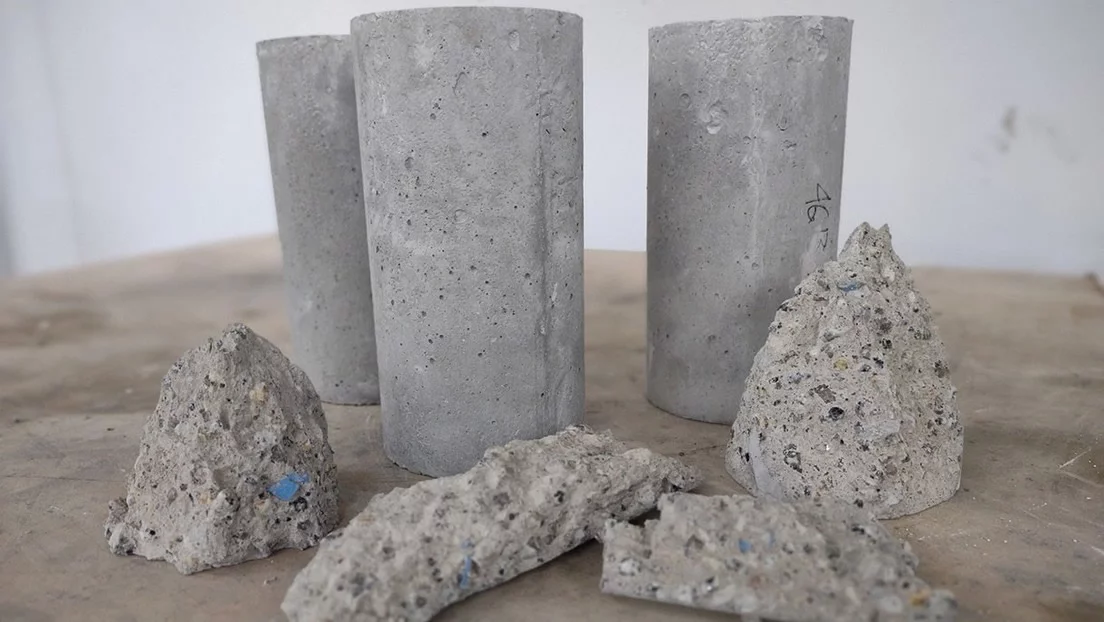 creation of new type of concrete from disposable face-masks, robes and gloves (+ photos)