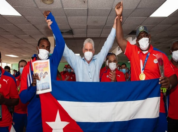 Los deportistas cubanos realizaron una hazaña, afirma Díaz-Canel