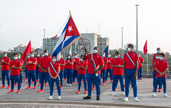 Delegación cubana asistente a Tokio 2020 conmemora efeméride patriótica del 26 de Julio