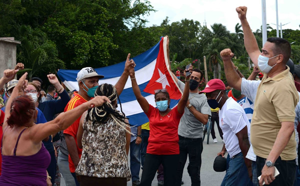 Al combate, con Fidel siempre presente