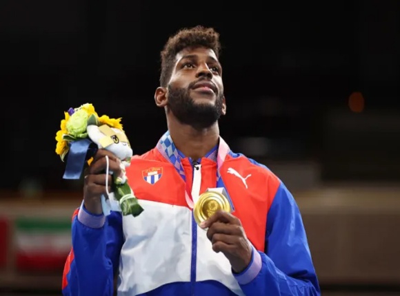 Boxeador Cruz cierra actuación de Cuba en Tokio con cetro