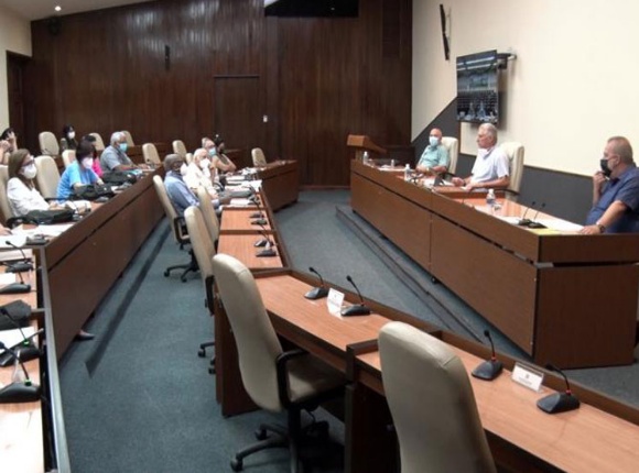 Cuba cierra filas a la venta ilegal de medicamentos