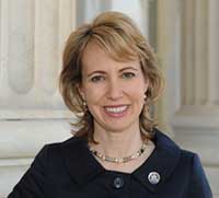 Giffords asistirá a lanzamiento de trasbordador comandado por su esposo