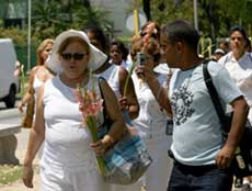 ¿Damas de Blanco o mamíferos del verde?