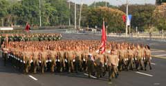 Revista Militar y Desfile Popular por medio siglo de Socialismo en Cuba