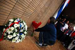 Jóvenes cubanos rinden tributo a internacionalistas caídos en África