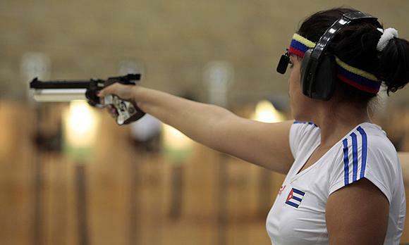 Pistolera Laina Pérez fuera de la final en el torneo de tiro en Olimpiadas de Tokio