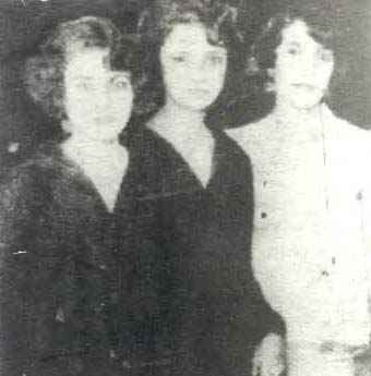 Rosa, Zoila y Clotilde: telefonistas, mártires del ciclón del 32. (Foto: Archivo).