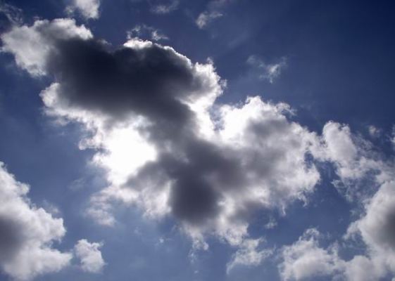 Nublados con algunos chubascos, lluvias y tormentas eléctricas en Camagüey hoy domingo