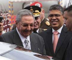 Visitaron Raúl Castro y Hugo Chávez obras de la Misión Vivienda Venezuela