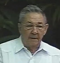 Reclama Raúl mayor protagonismo de la prensa en actualización del modelo económico