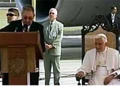 “En nombre de la Nación, le doy la más calurosa bienvenida”, dijo Raúl a Benedicto XVI (+ Fotos y Video)