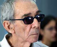 De luto el teatro cubano: murió Vicente Revuelta