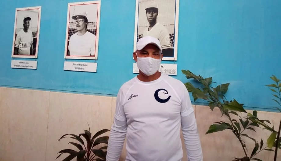 Dagoberto Riverón: de regreso al boxeo, pero sin olvidar el béisbol