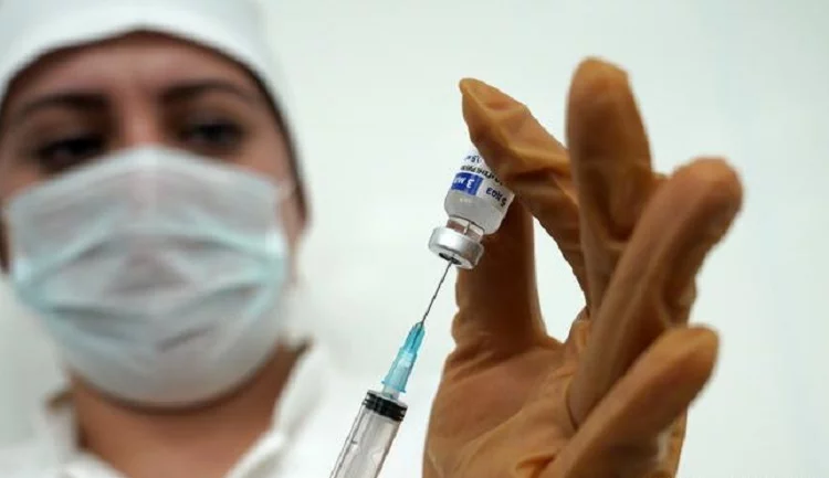 Cuba intensificará vacunación de refuerzo antiCOVID-19