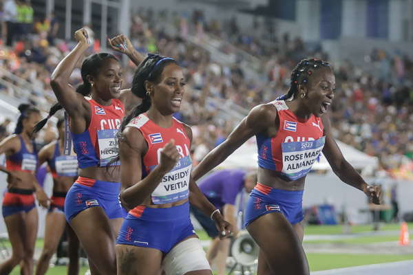Cubanos rumbo al Mundial de Relevos de Atletismo