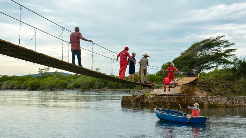 Salvage of the long-awaited suspension bridge in Gibara (+ photos and video)