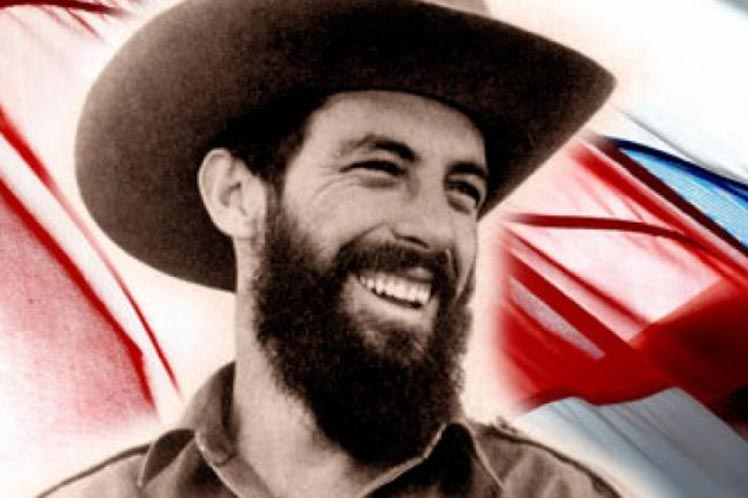 Camilo Cienfuegos Living Permanence (+ Video)