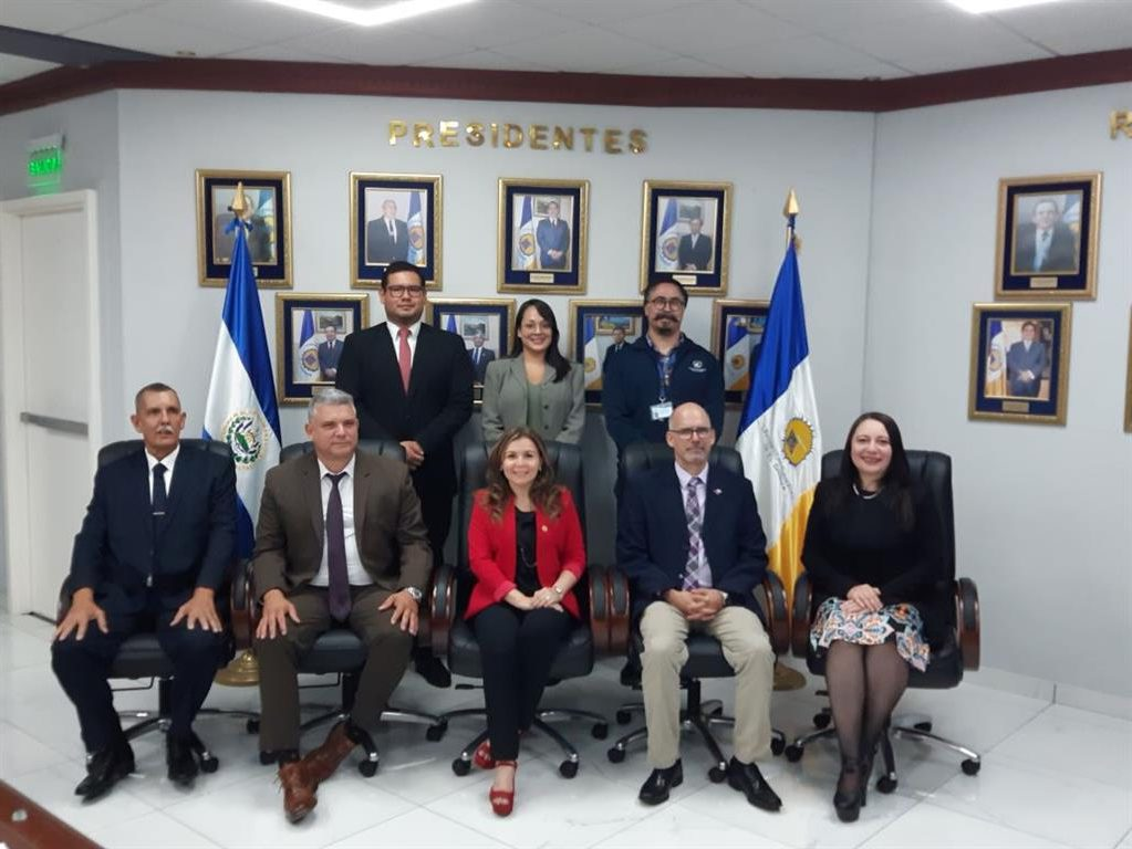 Salvadoran university brings closer positions with Cuba
