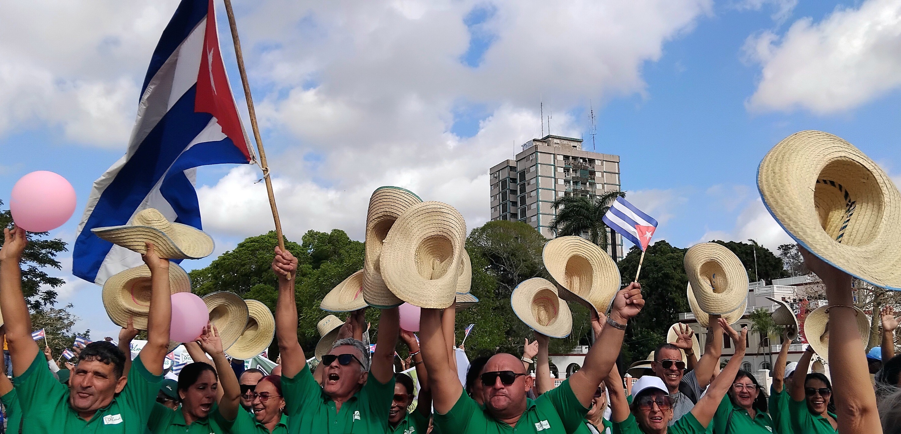 De corazón, los camagüeyanos abrazaron el 1ro de Mayo