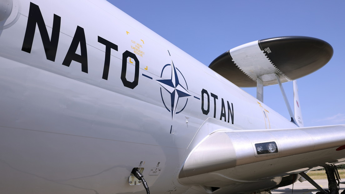 Aviones de la OTAN vigilan el cielo de Ucrania y comparten datos con Kiev 
