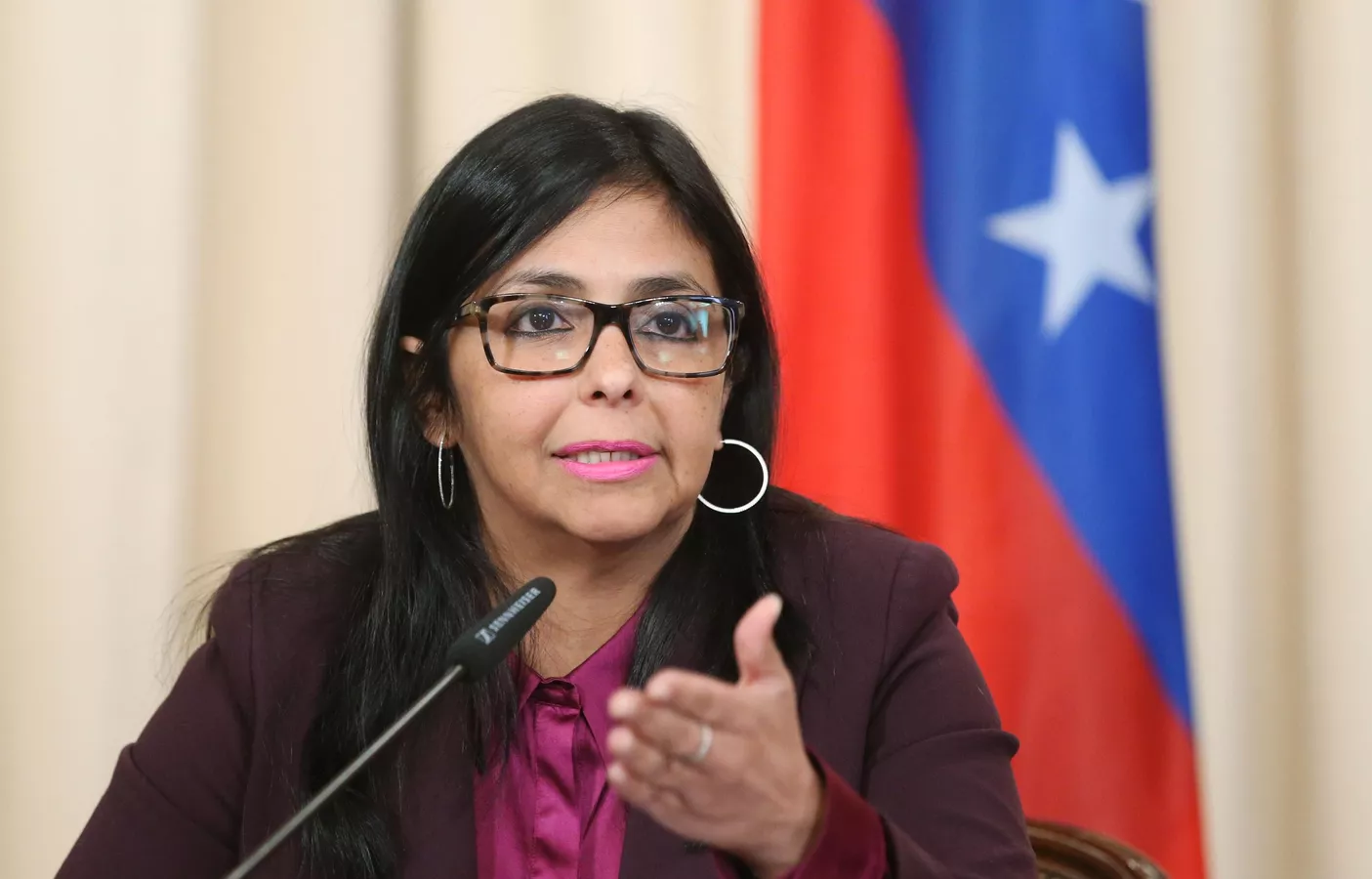 Venezuela califica de victoria decisión de la Corte Internacional sobre referendo consultivo