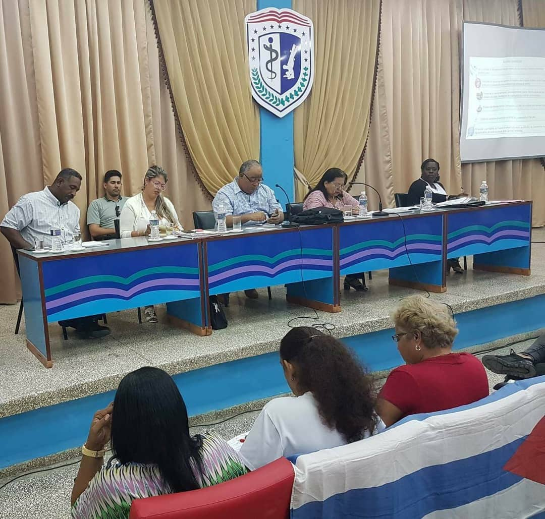 Evalúa Teresa Amarelle prioridades y desafíos de las féminas camagüeyanas (+ Fotos y Posts)