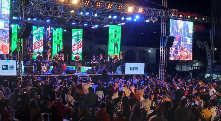 Otra noche para bailar salsa en La Habana