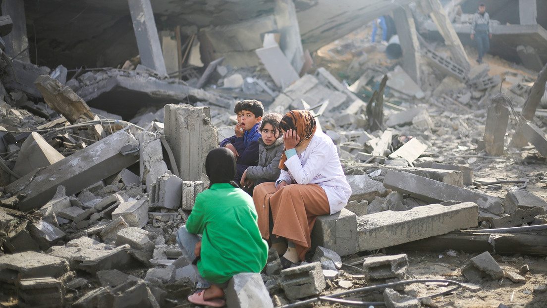 Israel urges United Nations to evacuate war zones in Gaza
