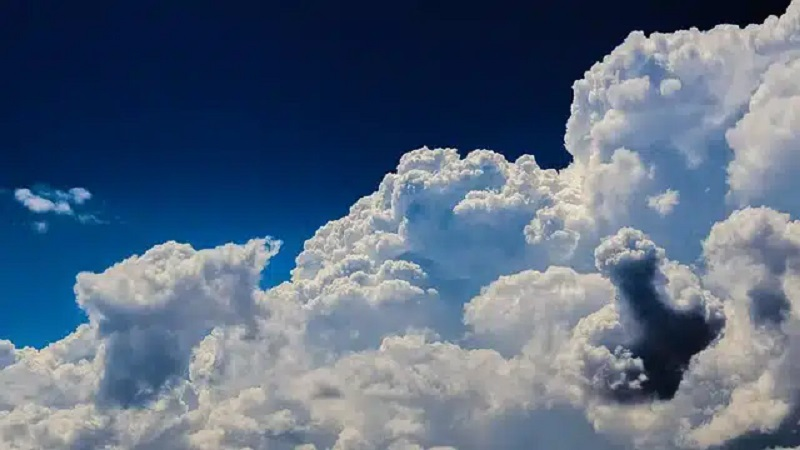 Presence of microplastics in the clouds