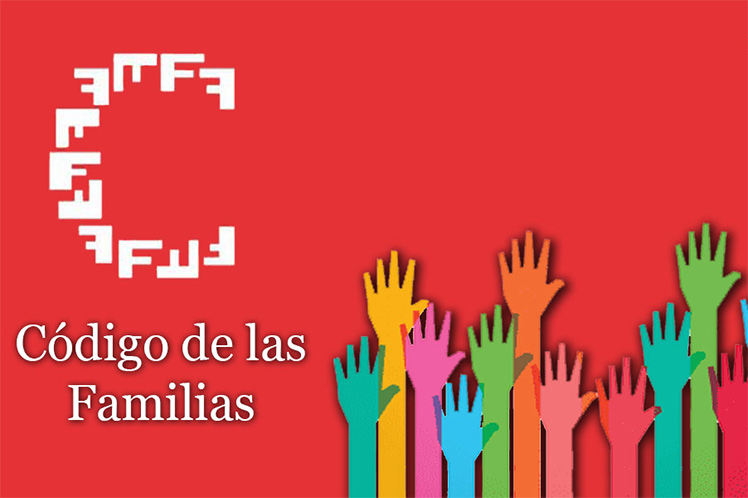 Agradece Díaz-Canel felicitación de Maduro por Código de Familias