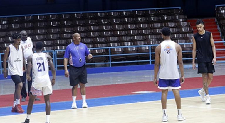 Cubanos van por un buen partido de baloncesto ante Argentina