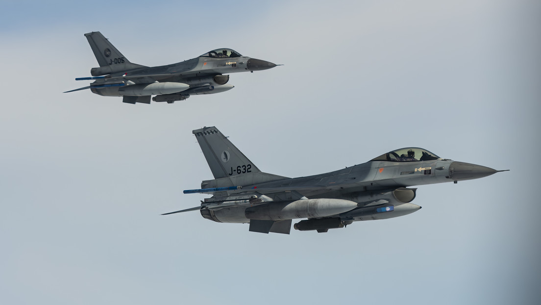 Países Bajos permitirá a Kiev utilizar sus F-16 para atacar objetivos en Rusia
