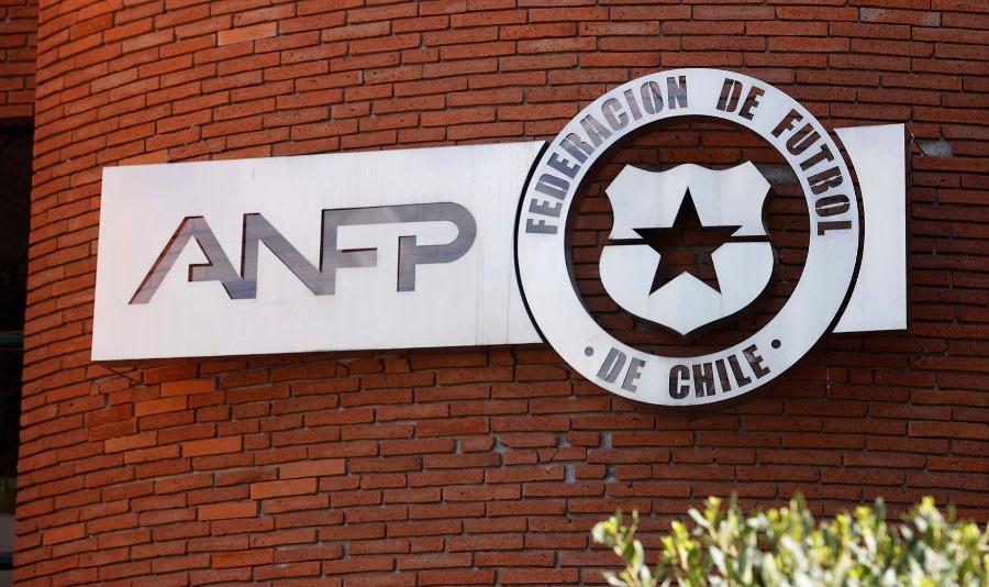 Les députés chiliens demandent de superviser l’Association de football professionnel