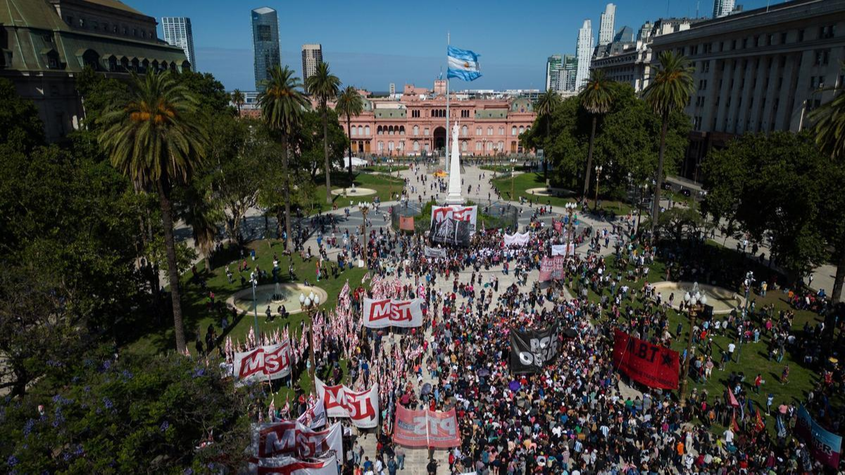  Les politiques de Javier Milei dénoncées en Argentine