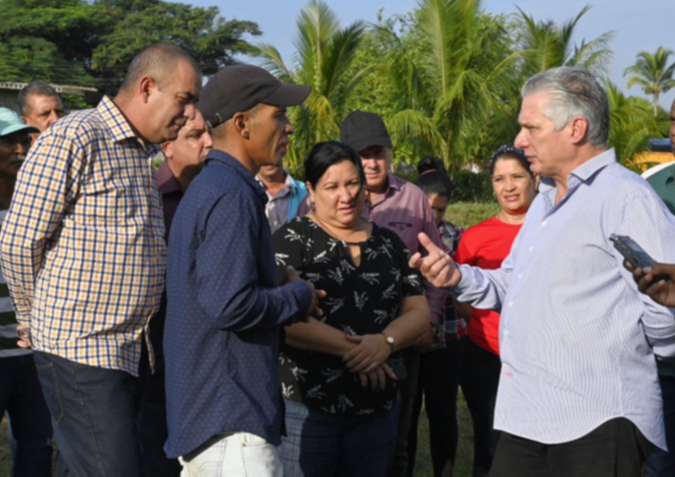 Díaz-Canel participe à une visite gouvernementale à Granma
