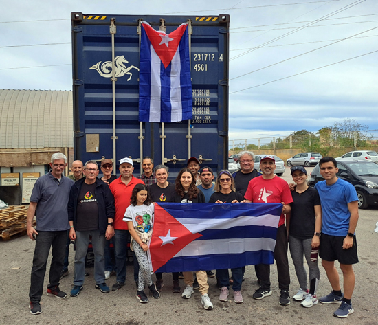 Envían contenedor desde Valencia con 18 toneladas de ayuda para La Habana