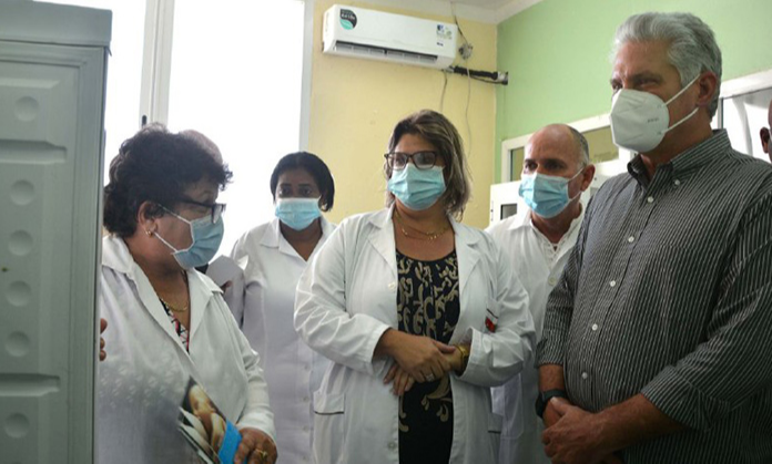 Le président cubain reconnaît la qualité de la maternité de Santa Clara (+Photo)