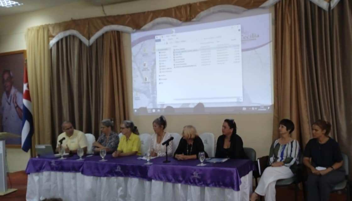  Le premier événement international pour les femmes économistes et comptables s'achève aujourd'hui à Camagüey