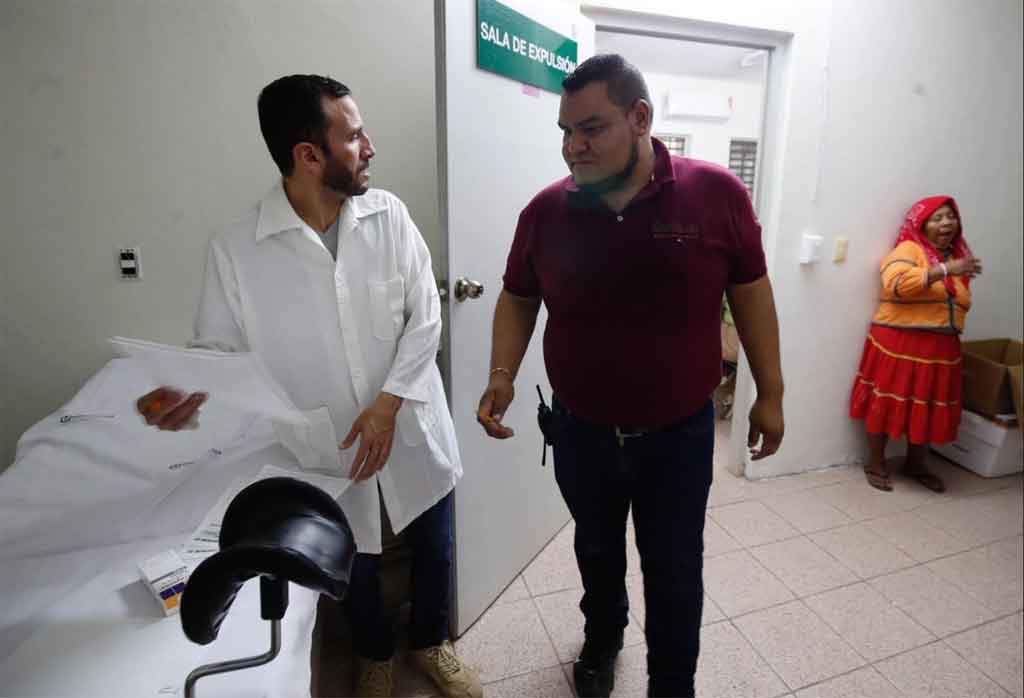 Médicos cubanos salvaron a más de 700 mil pacientes en México