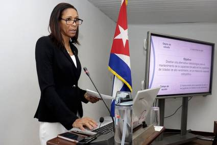 Bicampeona olímpica camagüeyana discute tesis doctoral en Afide 2023