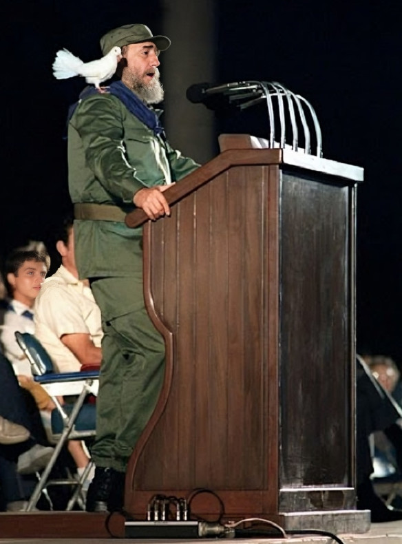 Fidel Castro Ruz: Reflexiones sobre el Legado del Líder Revolucionario cubano que dejo una huella imborrable en el tiempo.